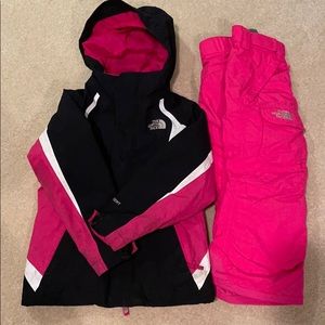 Toddler girl The North Face snowsuit, size 5
